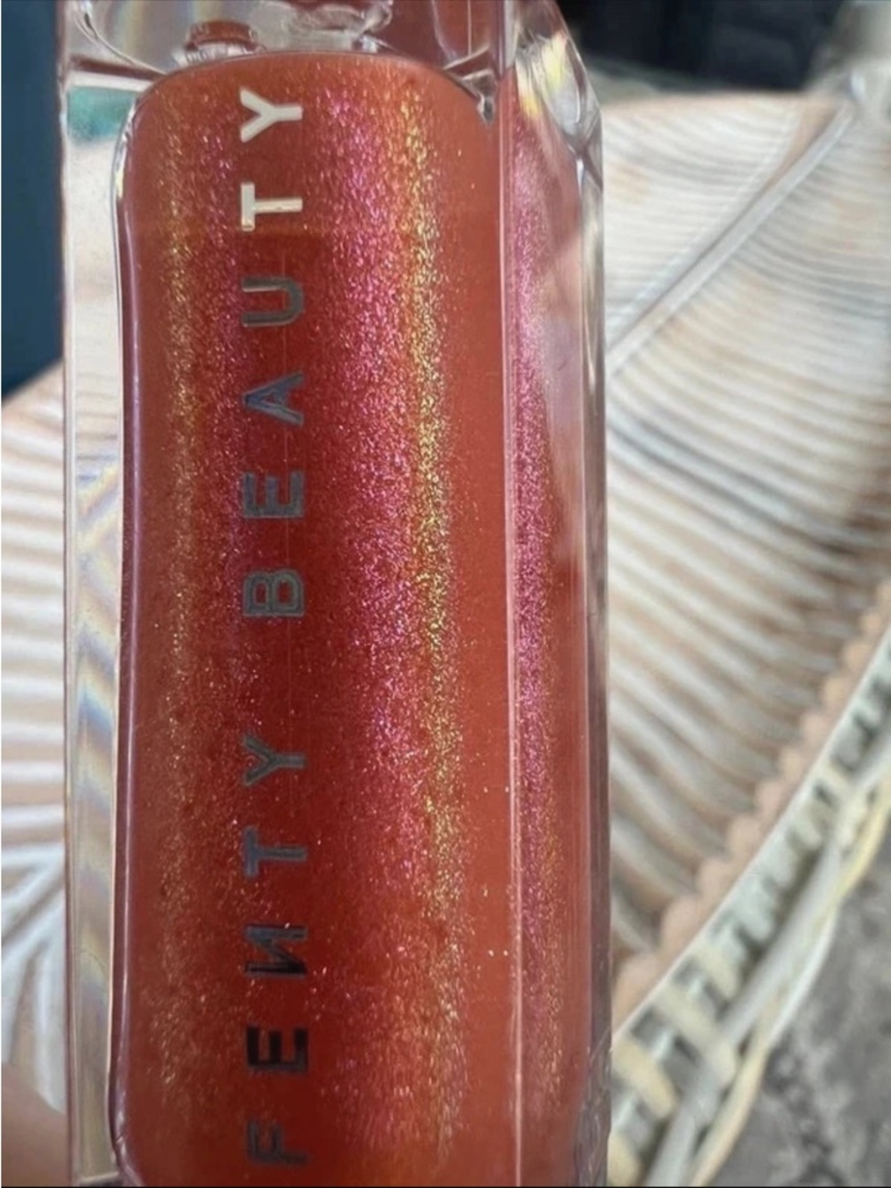 Brand New Fenty Beauty Gloss Bomb Lipgloss Fenty Glow Fantasy Full Size - Picture 3 of 3